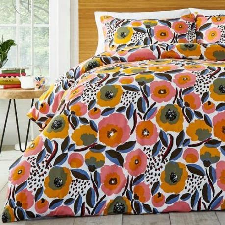 मध्यम गुलाबी रंग में Marimekko Rosarium Duvet कवर और शाम का सेट