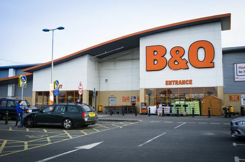 B & Q diy हार्डवेयर स्टोर, Trostre रिटेल पार्क, Llanelli, वेल्स यूके