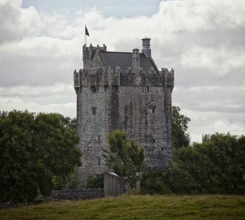 मेरे महल में एक राजा की तरह रहते हैं - Cahercastle - गॉलवे - आयरलैंड - Airbnb